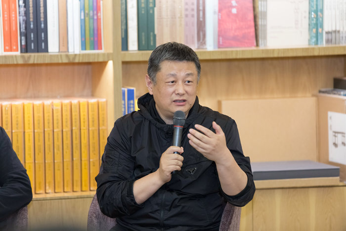 d214b8eb-583c-4cc0-8bf7-6ee0e6e560a5.jpg